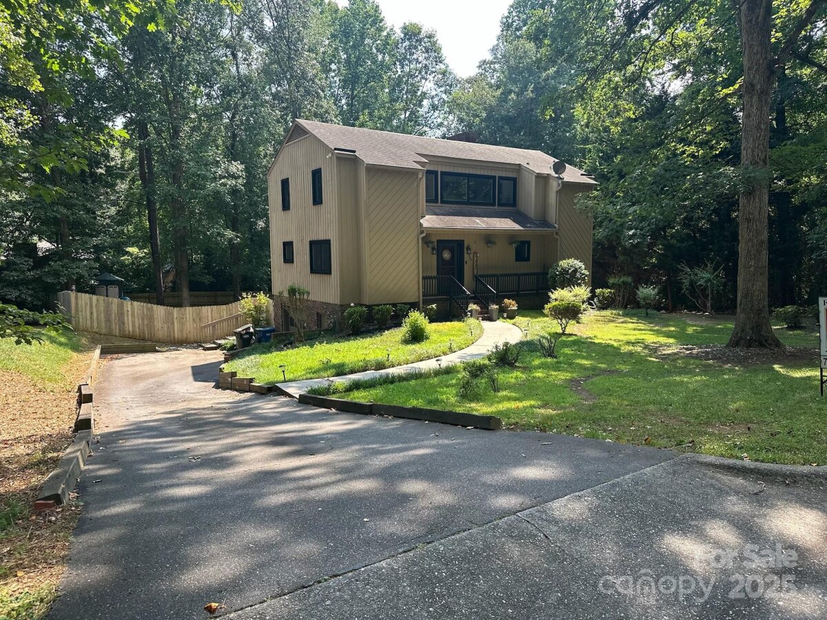 430 17th Avenue Drive, Hickory, NC 28601, MLS # 4281870