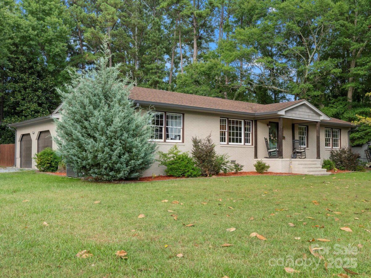 102 Ridge Avenue, Clover, SC 29710, MLS # 4281882