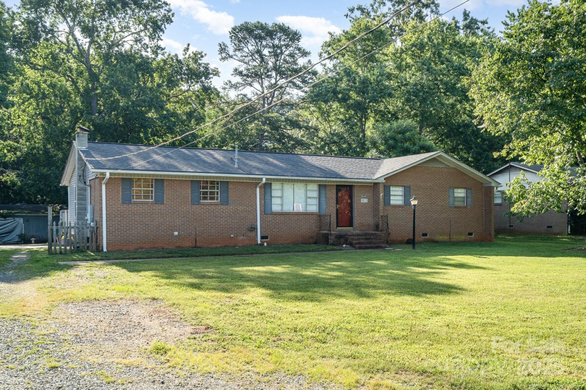 1901 Gemway Drive, Charlotte, NC 28216, MLS # 4282044
