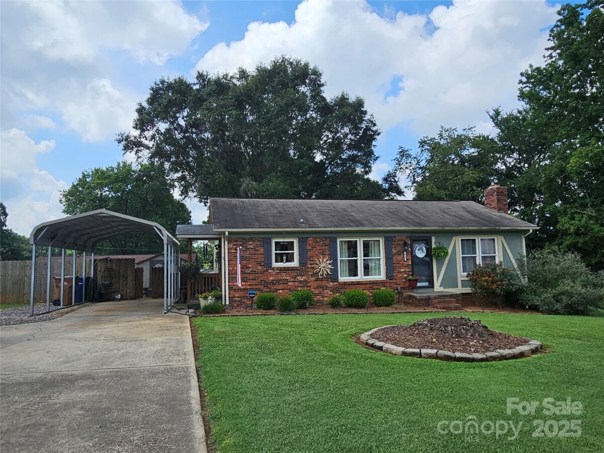 818 S Laurel Street, Lincolnton, NC 28092, MLS # 4282126