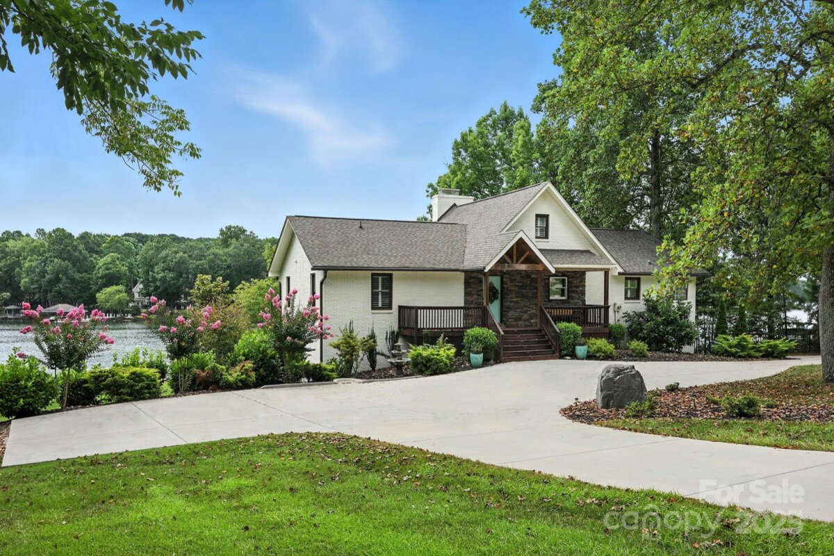 215 Barber Loop, Mooresville, NC 28117, MLS # 4282282