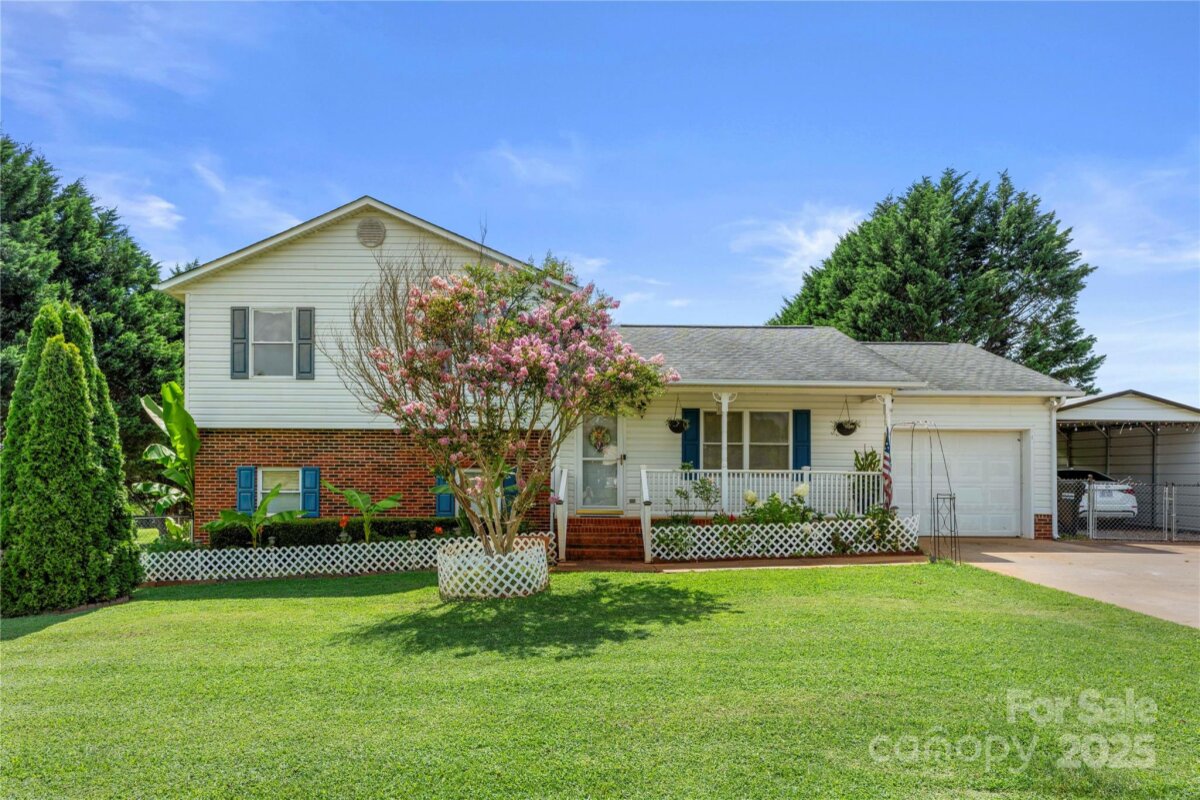 938 Lyndsey Brook Court, Lincolnton, NC 28092, MLS # 4282551