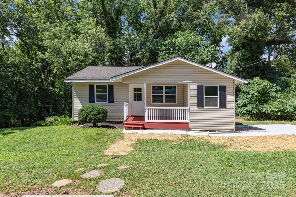 244 6TH Avenue, Hickory, NC 28602, MLS # 4282808