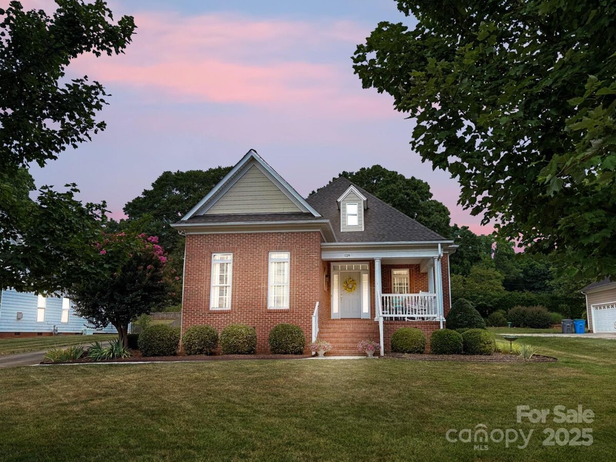 1024 Garibaldi Ridge Court, Belmont, NC 28012, MLS # 4282994