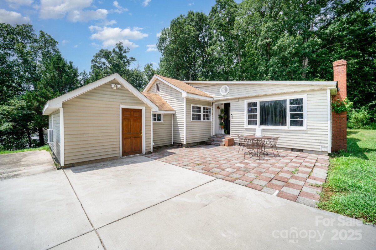 5331 Beam Lake Drive, Charlotte, NC 28216, MLS # 4283101
