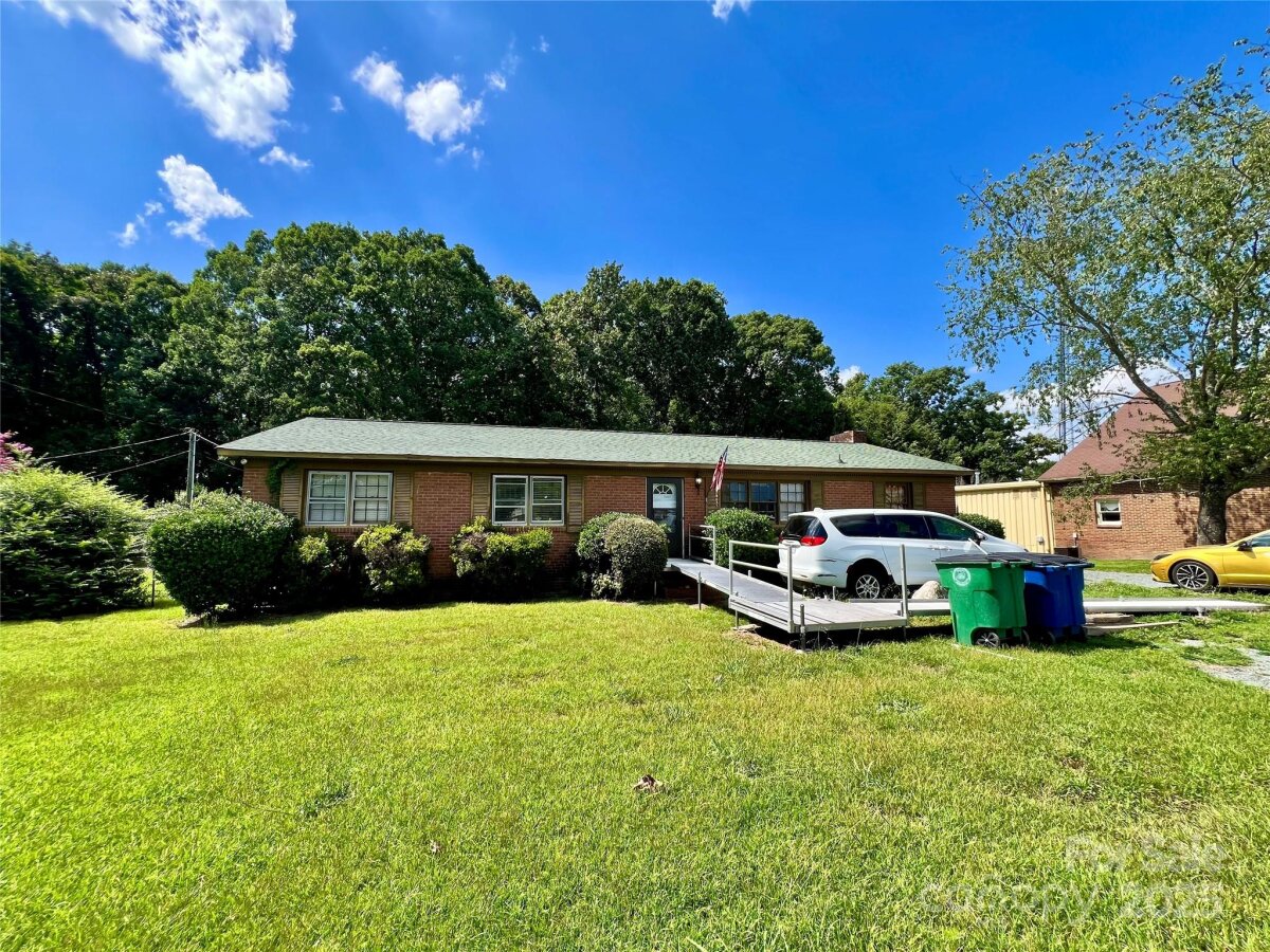 1321 Stallings Road, Matthews, NC 28104, MLS # 4283184
