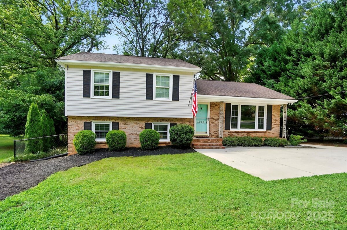 6208 Colchester Place, Charlotte, NC 28210, MLS # 4283385