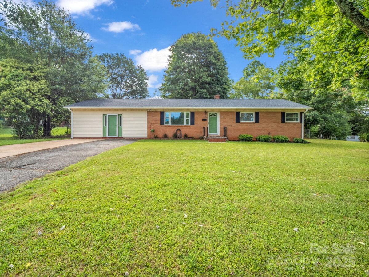 128 N Woodland Avenue, Forest City, NC 28043, MLS # 4283755