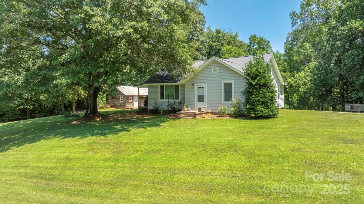 2770 St James Church Road, Newton, NC 28658, MLS # 4283875