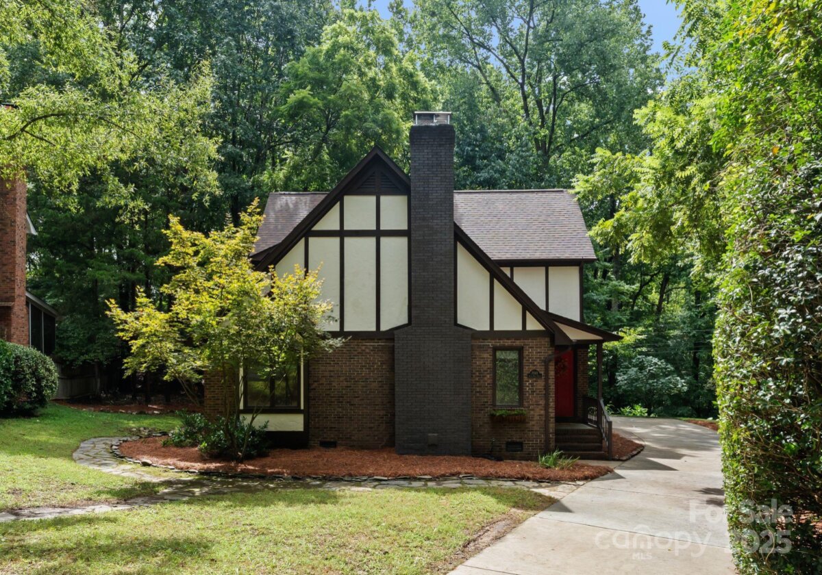 7018 Rocky Falls Road, Charlotte, NC 28211, MLS # 4284540