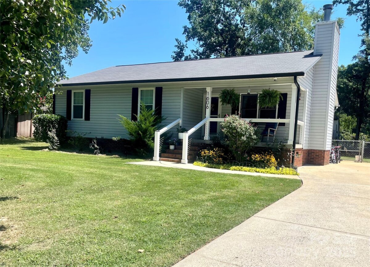 1606 E Lakewood Drive, Rock Hill, SC 29732, MLS # 4284630