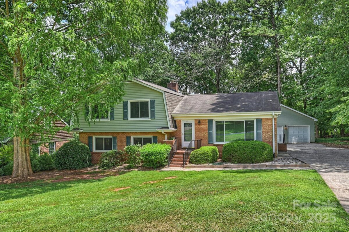 302 Wilcrest Drive, Matthews, NC 28105, MLS # 4284685