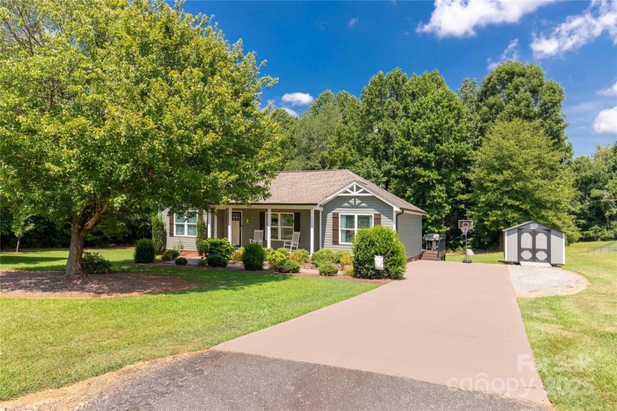 428 Westmoreland Drive, Clover, SC 29710, MLS # 4284748