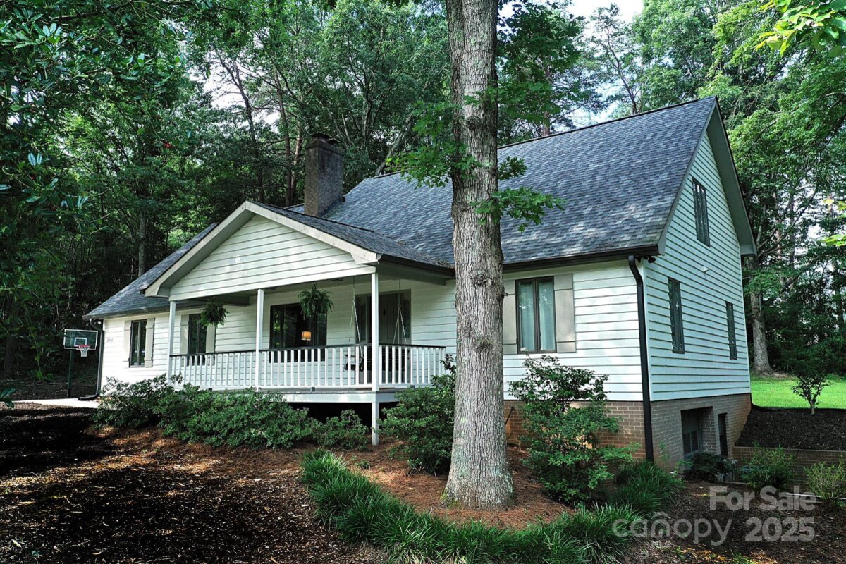 5643 Wesley Street, Hickory, NC 28601, MLS # 4284826
