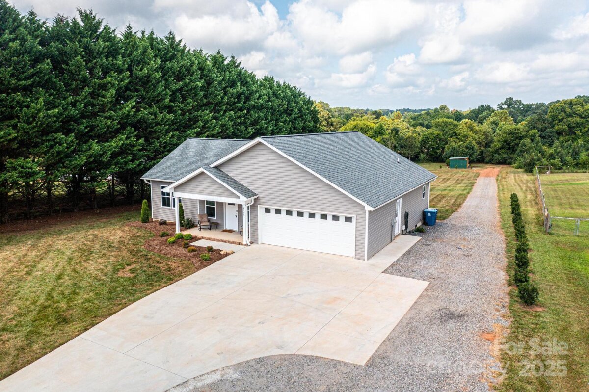 2169 Finger Bridge Road, Hickory, NC 28602, MLS # 4285379