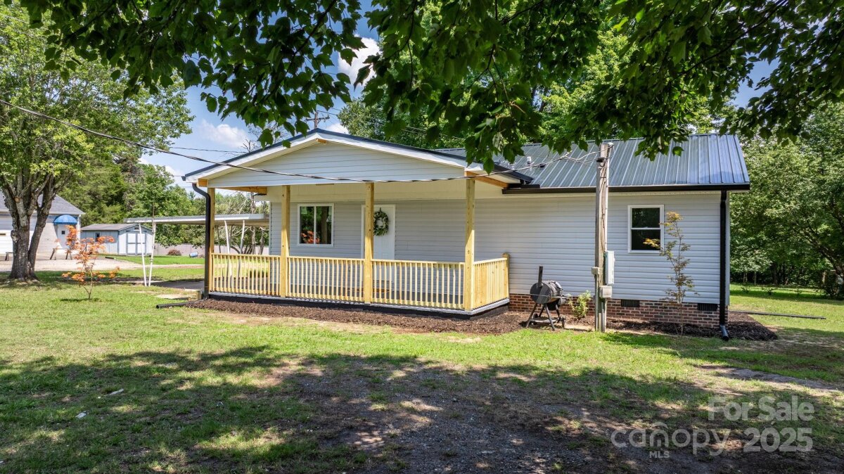 3610 30TH Avenue Place, Hickory, NC 28601, MLS # 4285697