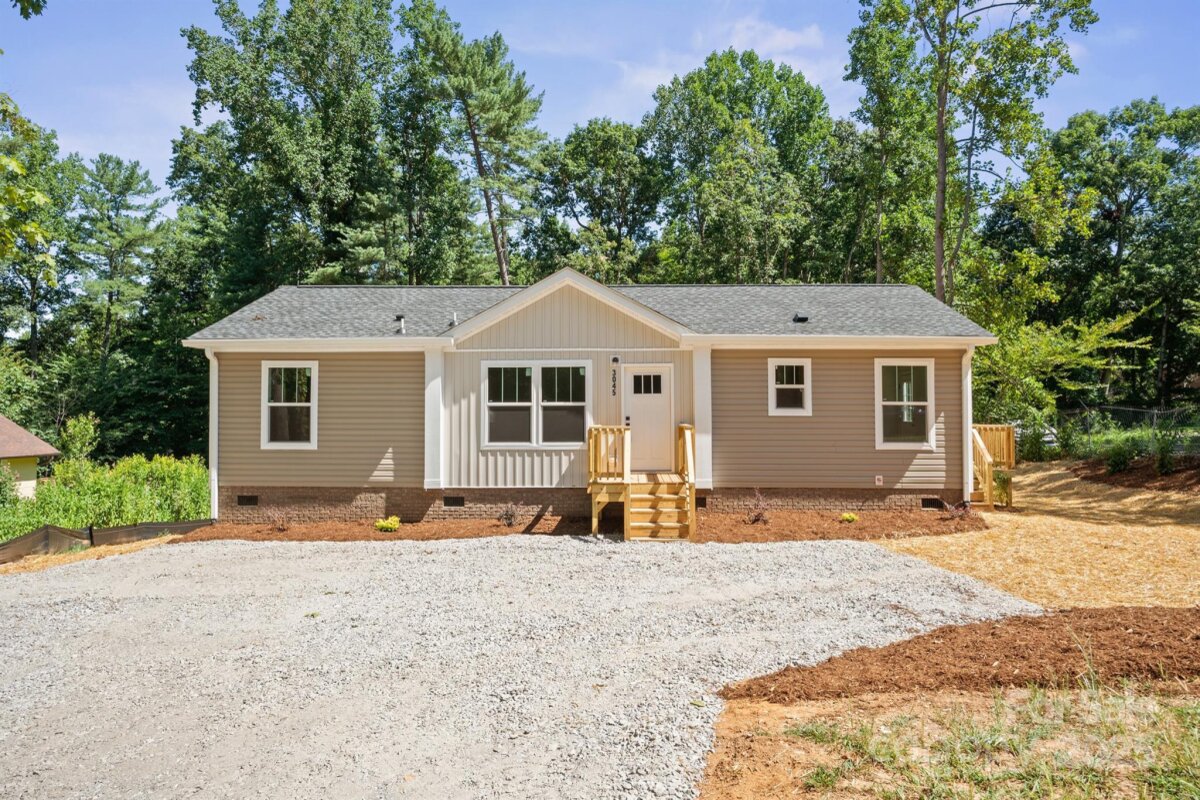 3045 8th Avenue, Conover, NC 28613, MLS # 4285756