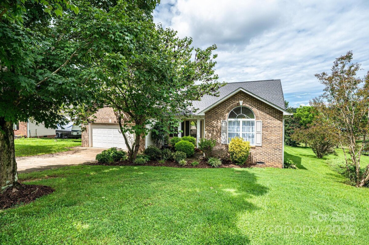 3501 Overbrook Drive, Conover, NC 28613, MLS # 4285849