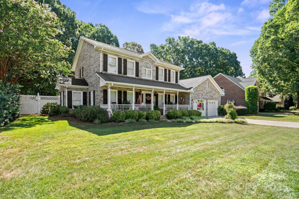 1948 Twin Ponds Drive, Hickory, NC 28602, MLS # 4285877