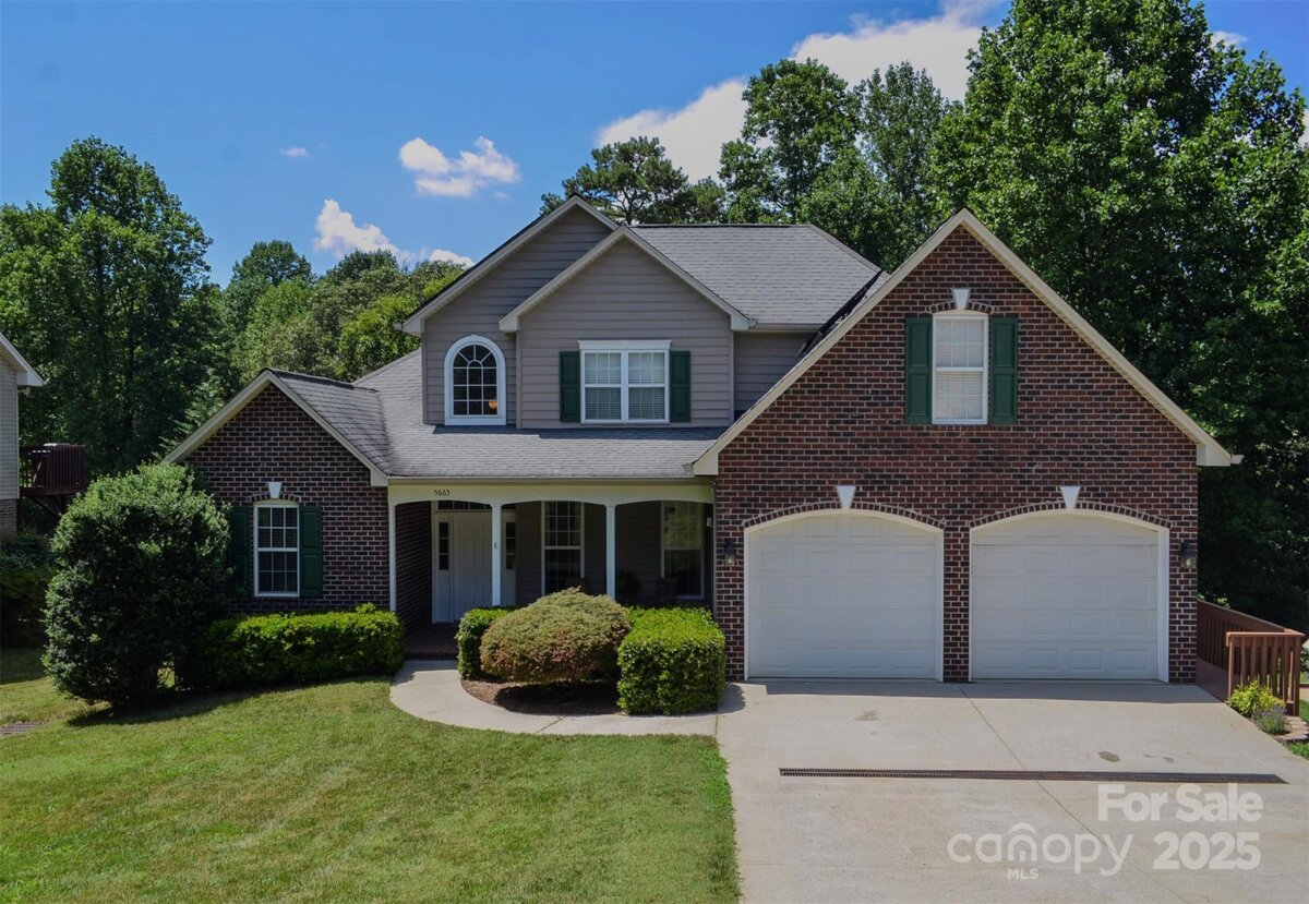 5665 Gold Creek Bay Drive, Hickory, NC 28601, MLS # 4286069