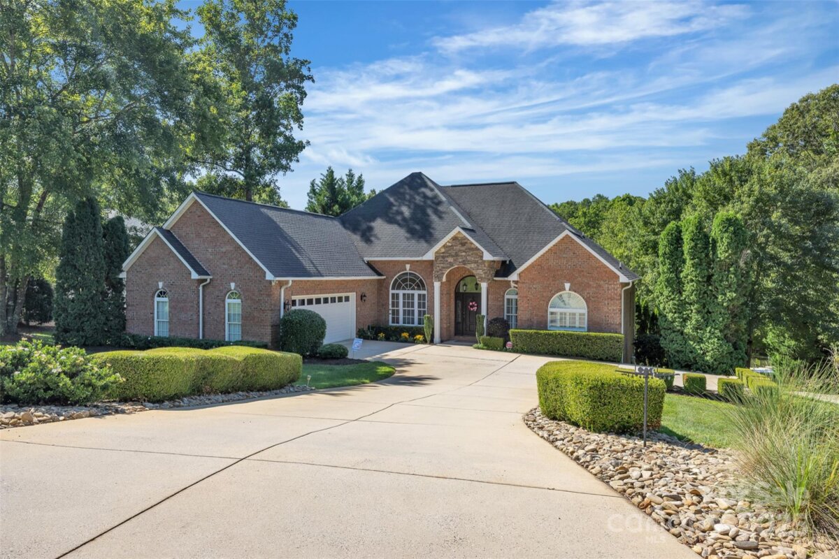 6362 Hayden Drive, Hickory, NC 28601, MLS # 4286074