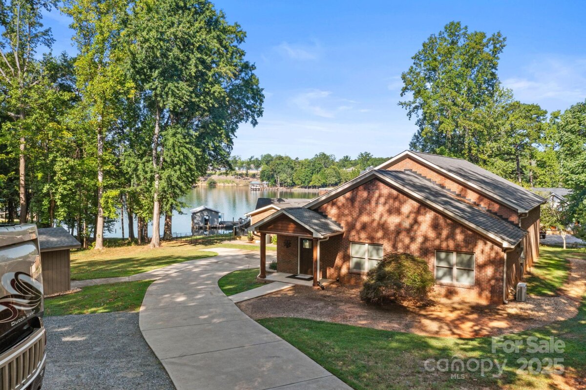 5205 Lake Wylie Road, Clover, SC 29710, MLS # 4286236