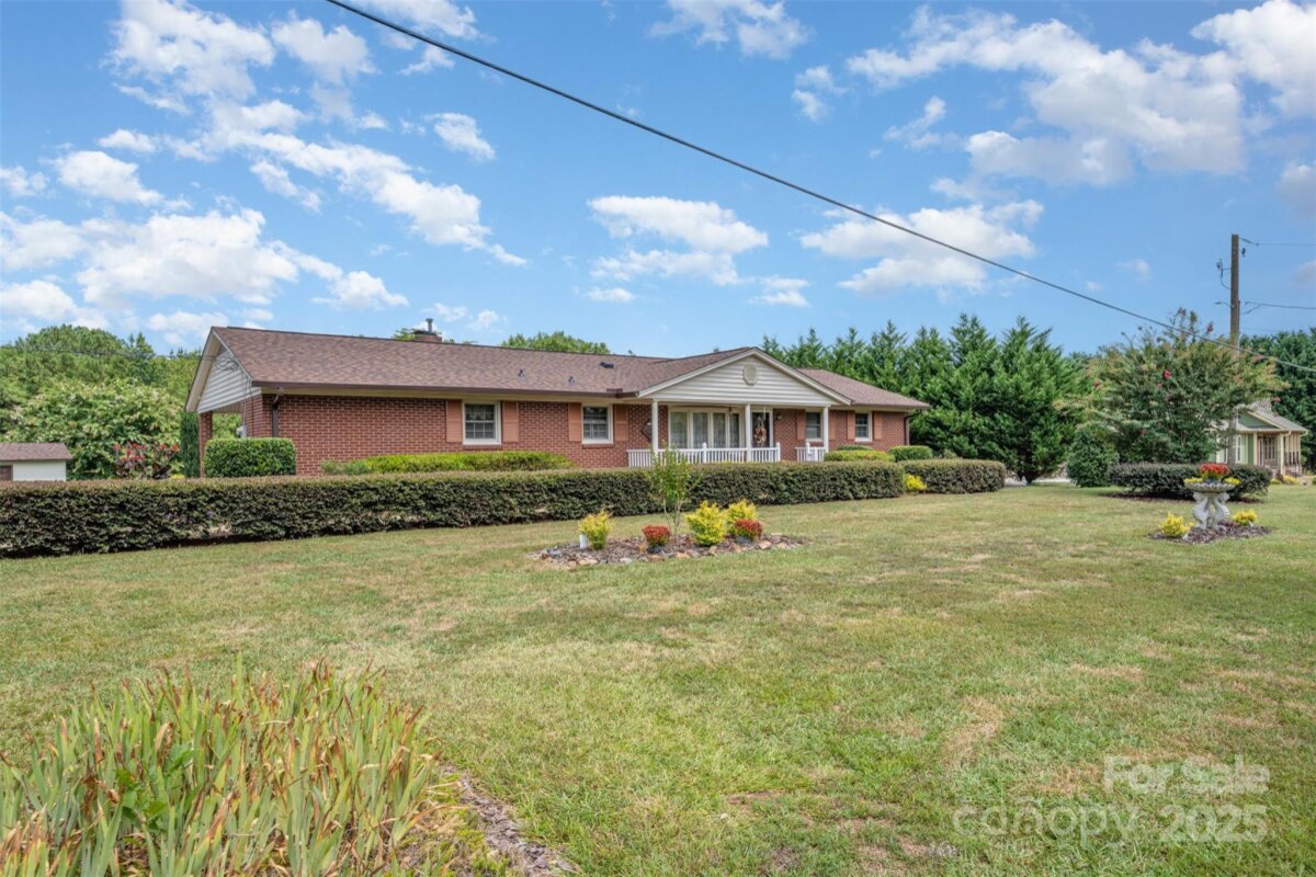 2236 Old Hickory Grove Road, Mount Holly, NC 28120, MLS # 4286254
