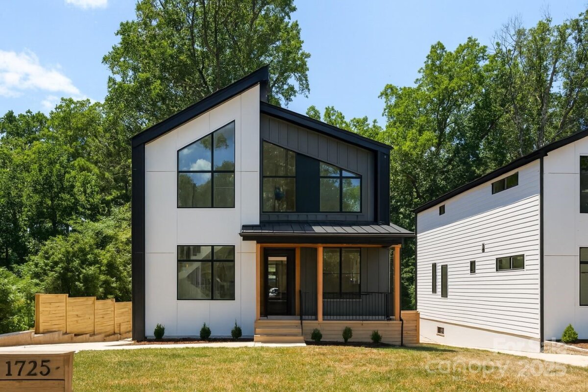 1725 Seifert Circle, Charlotte, NC 28205, MLS # 4286297