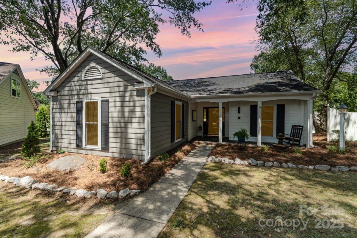 2722 Hillmont Drive, Charlotte, NC 28226, MLS # 4286358