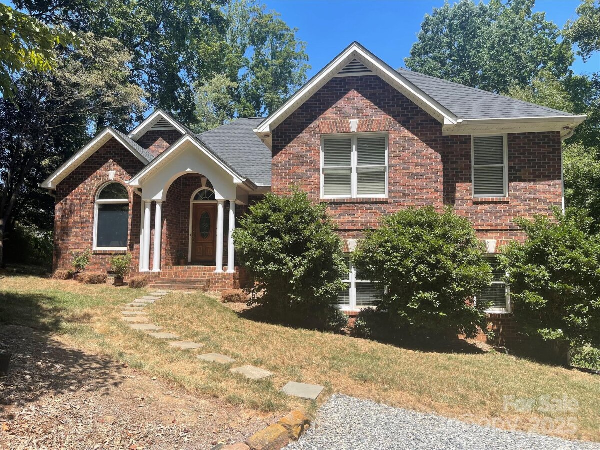 11902 Mountain Crest Circle, Charlotte, NC 28216, MLS # 4286743