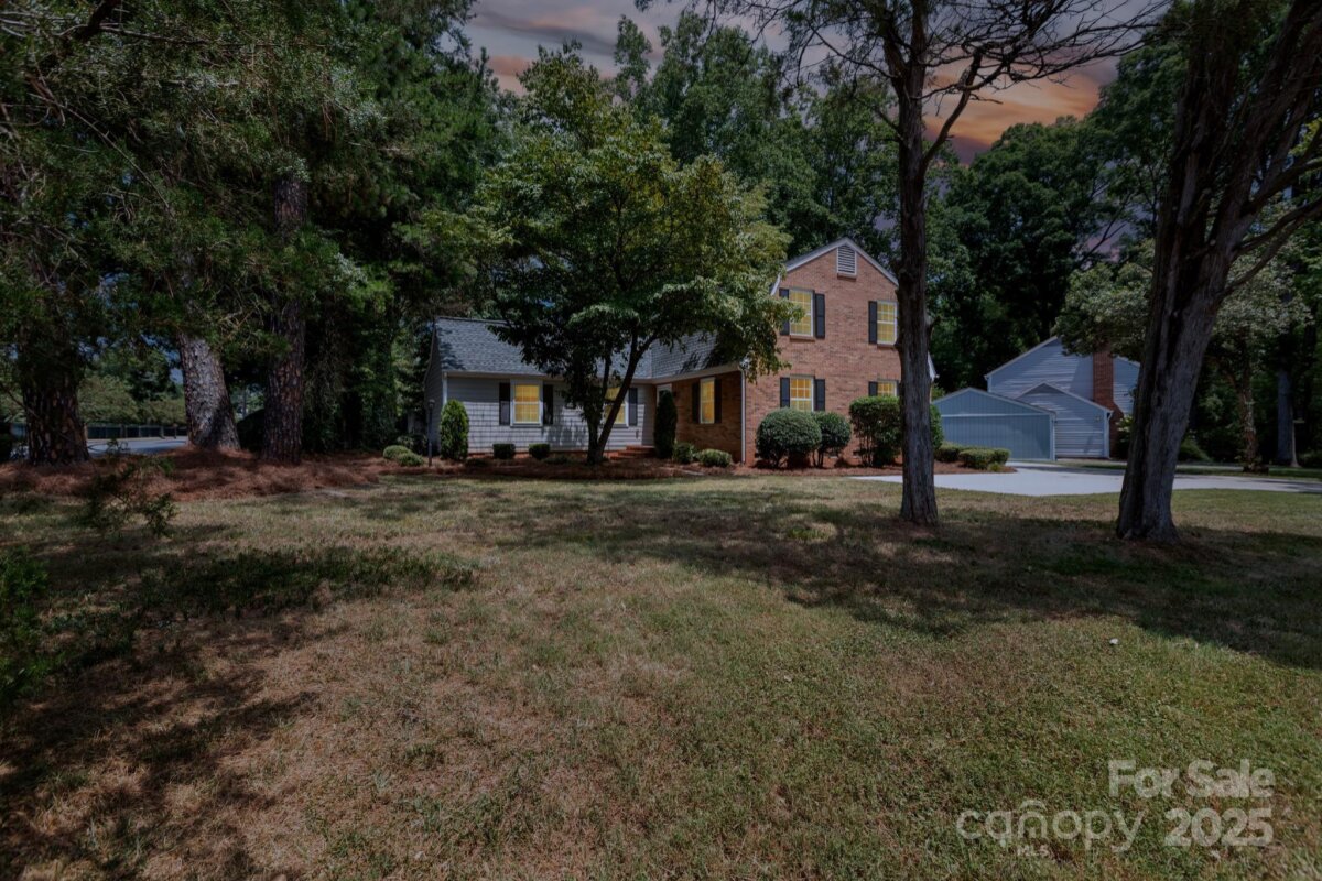 4601 Crooked Oak Lane, Charlotte, NC 28226, MLS # 4286833