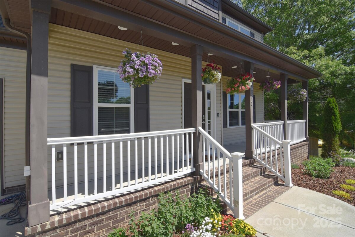 1021 Vickie Lane, Matthews, NC 28104, MLS # 4287191