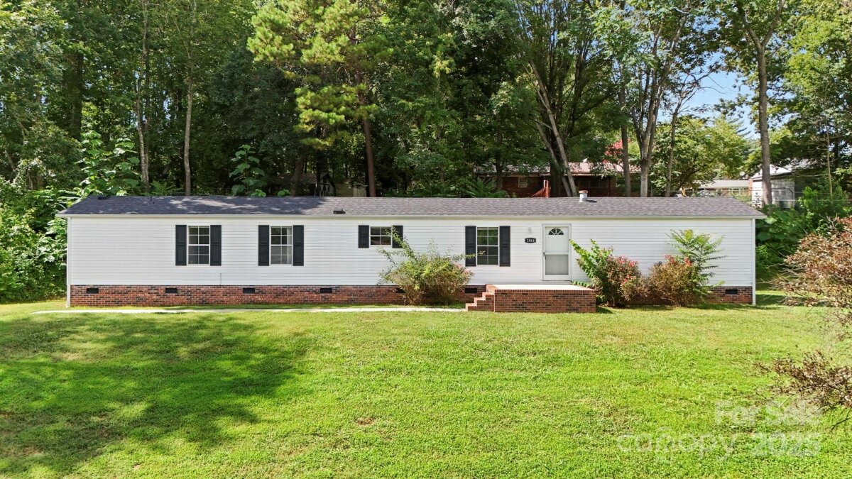 1884 Kensway Drive, Hudson, NC 28638, MLS # 4287271