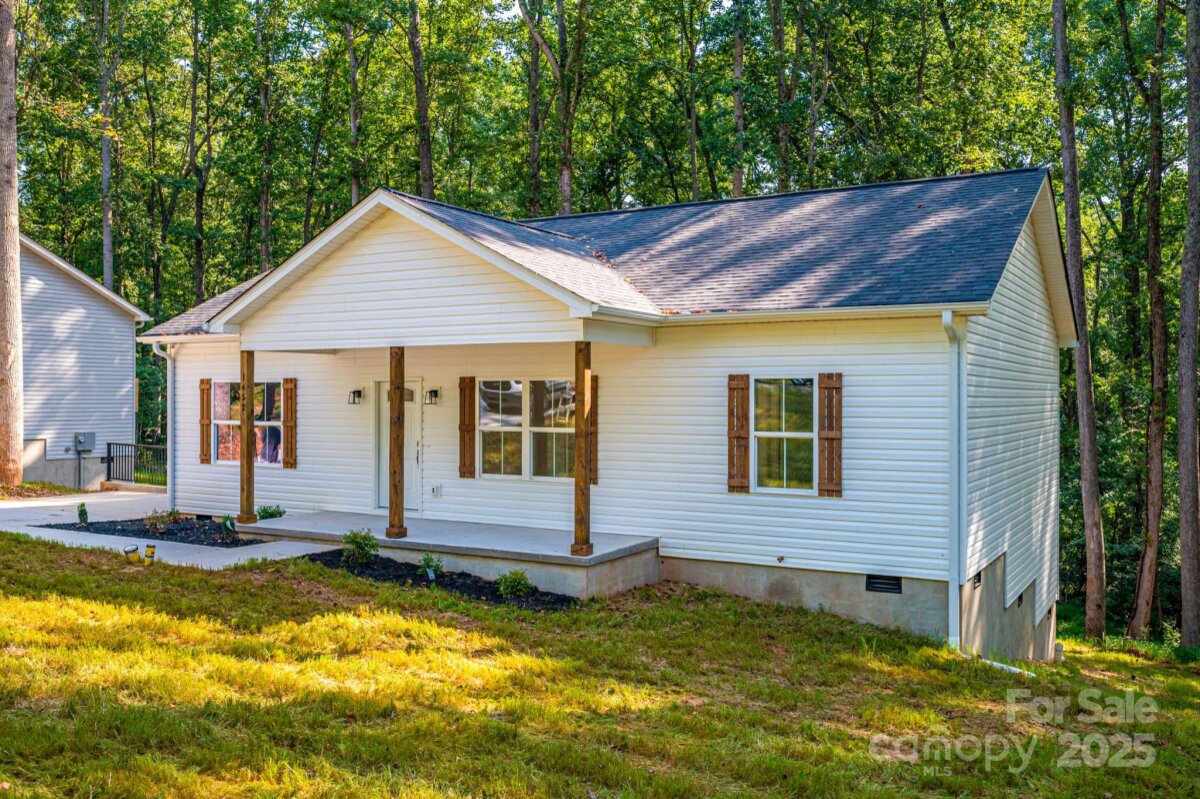 1452 W 7th Street, Newton, NC 28658, MLS # 4287379