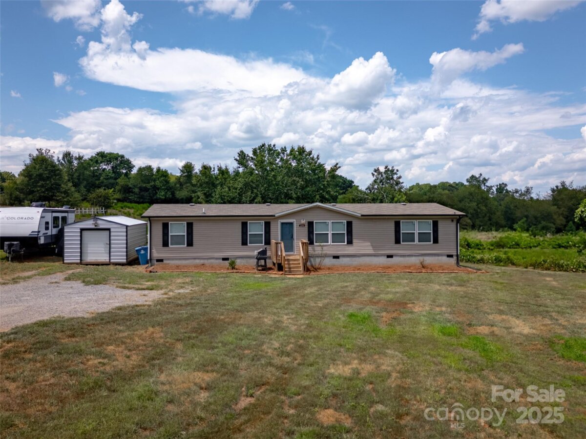 2090 Mesquite Lane, Newton, NC 28658, MLS # 4287526