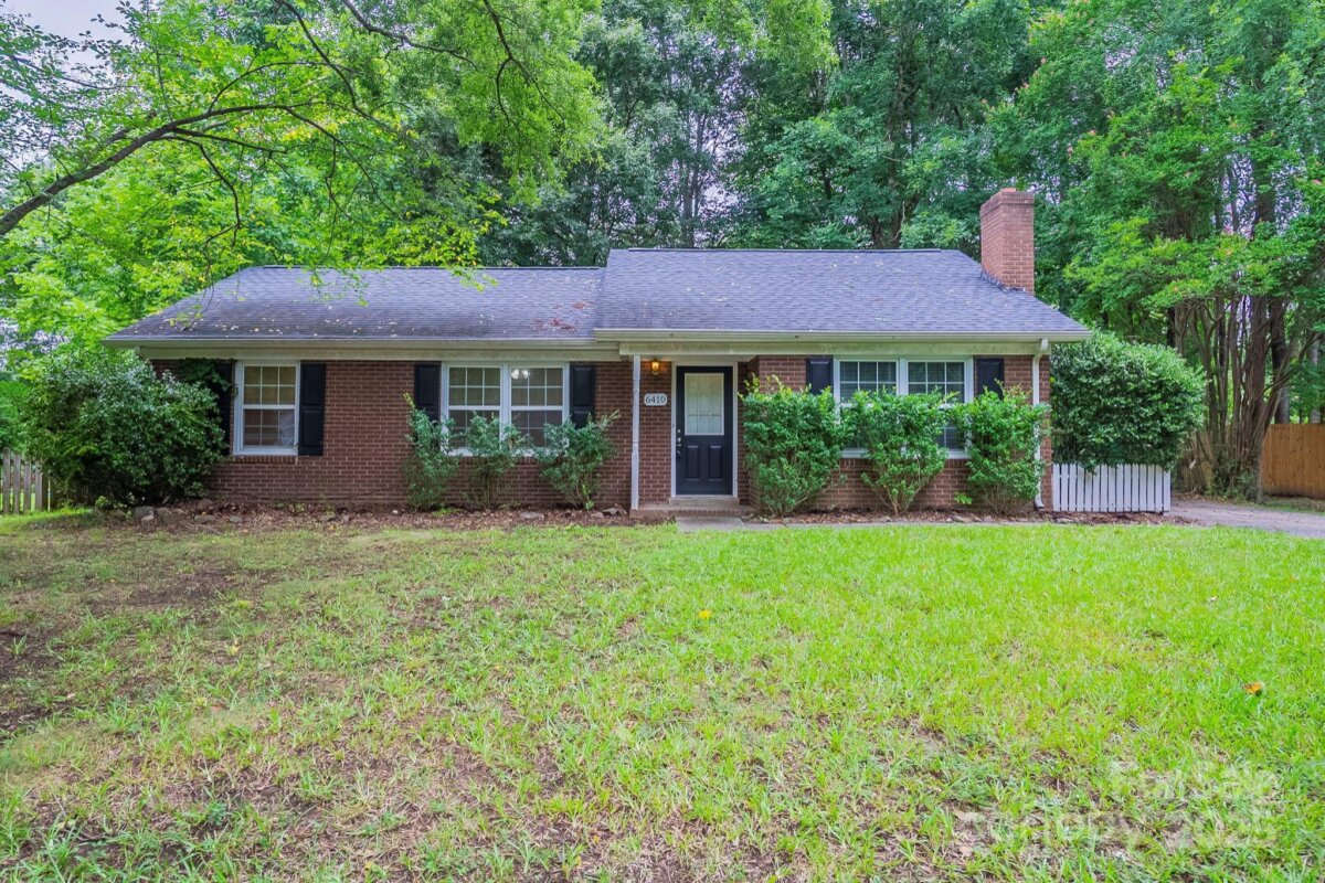 6410 Pineburr Court, Charlotte, NC 28211, MLS # 4287603