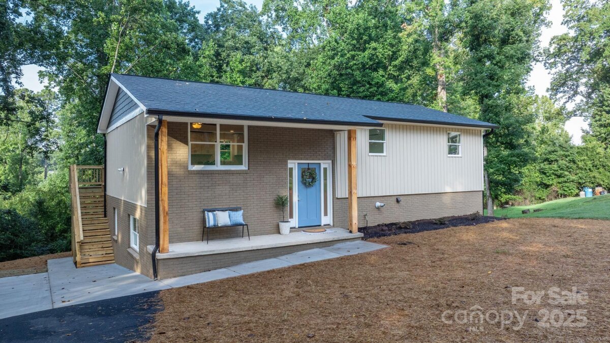 5626 Mountainside Court, Hickory, NC 28601, MLS # 4287727