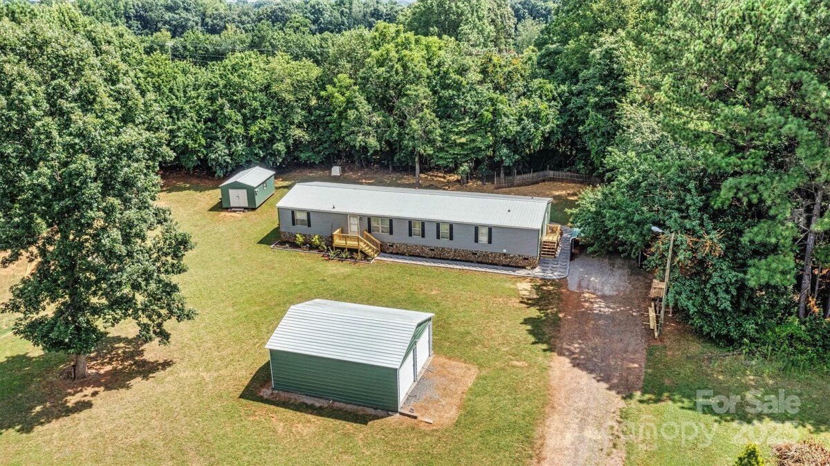 2800 N Brushwood Circle, Newton, NC 28658, MLS # 4288280