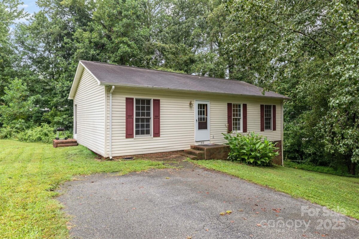 410 E Lee Avenue, Bessemer City, NC 28016, MLS # 4288356