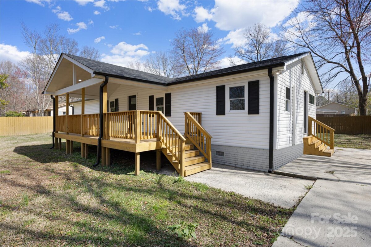 5015 Forestmont Drive, Matthews, NC 28105, MLS # 4288687