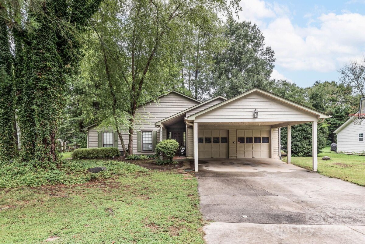 7024 Stillmeadow Drive, Charlotte, NC 28277, MLS # 4288710