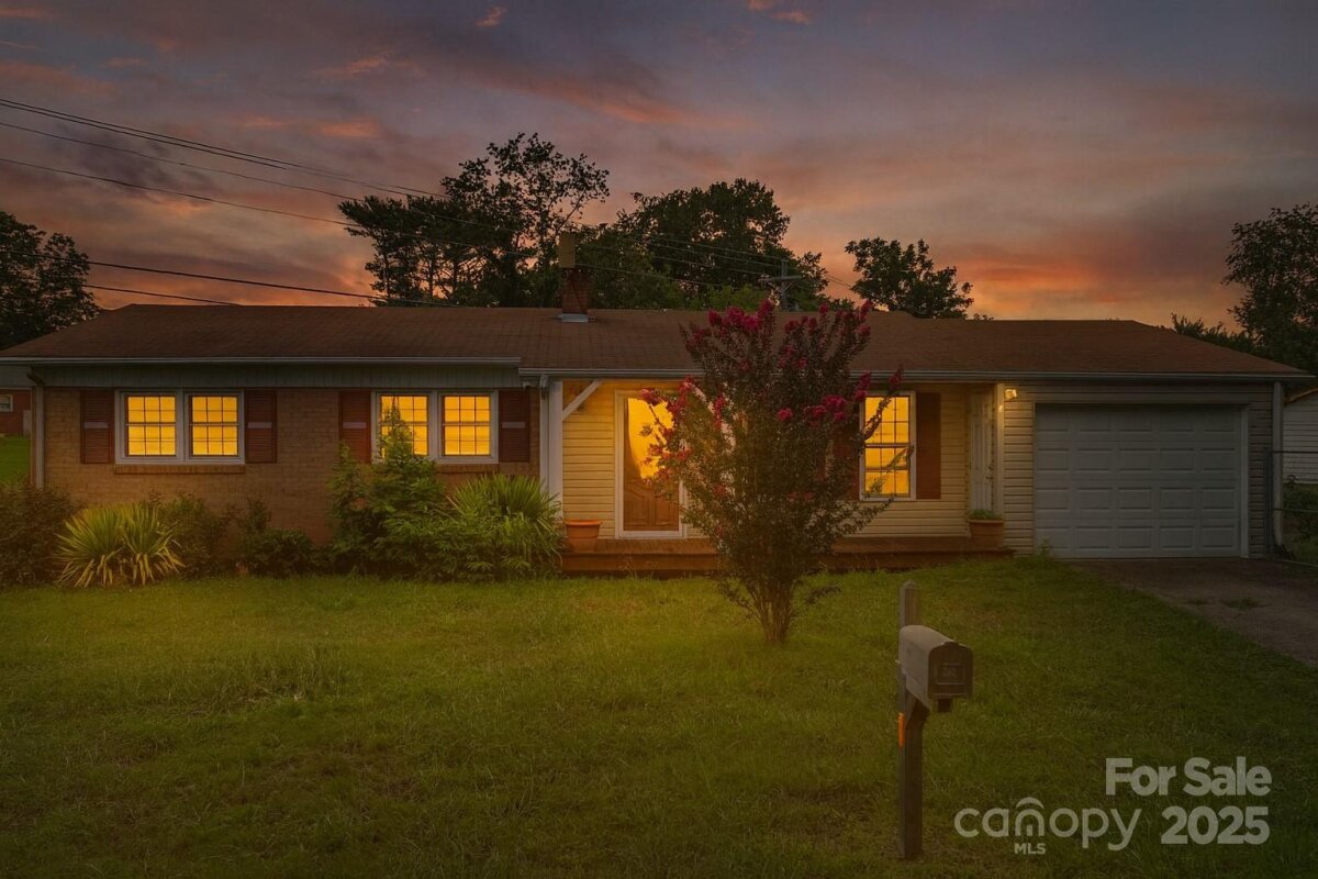 4243 Benfield Drive, Hudson, NC 28638, MLS # 4288711