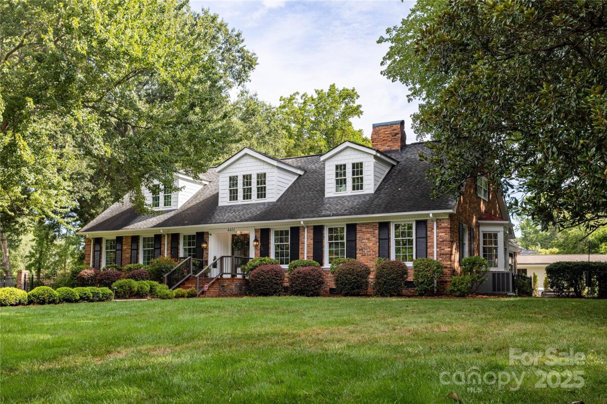 4401 Town And Country Drive, Charlotte, NC 28226, MLS # 4288862