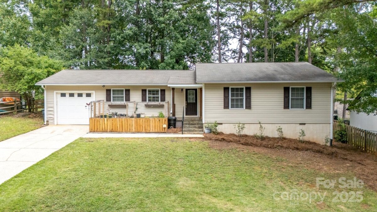 1165 Molokai Drive, Tega Cay, SC 29708, MLS # 4289445