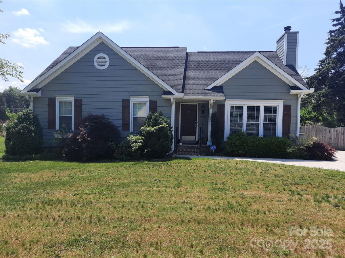 10920 Whittersham Drive, Charlotte, NC 28262, MLS # 4289470