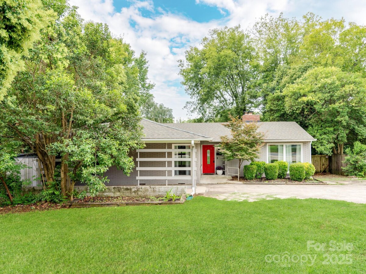 842 E Woodlawn Road, Charlotte, NC 28209, MLS # 4289676