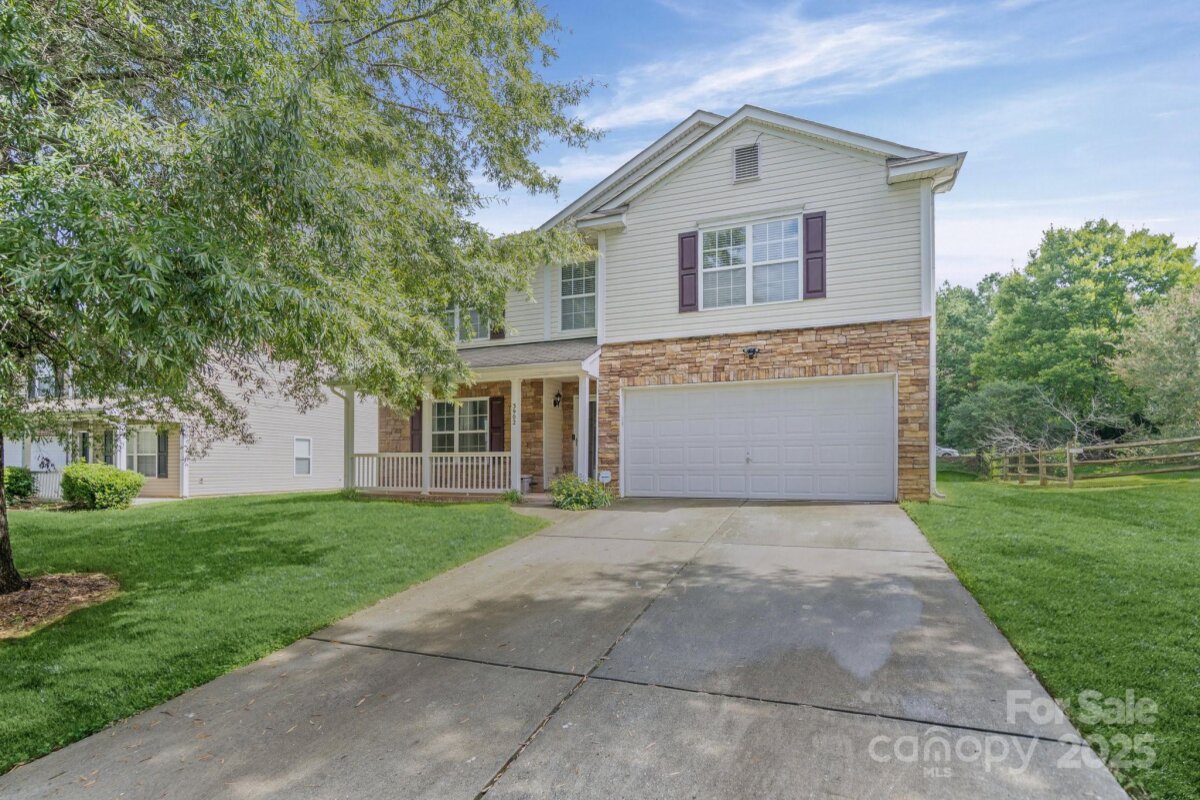 3902 Larkhaven Village Drive, Charlotte, NC 28215, MLS # 4289699