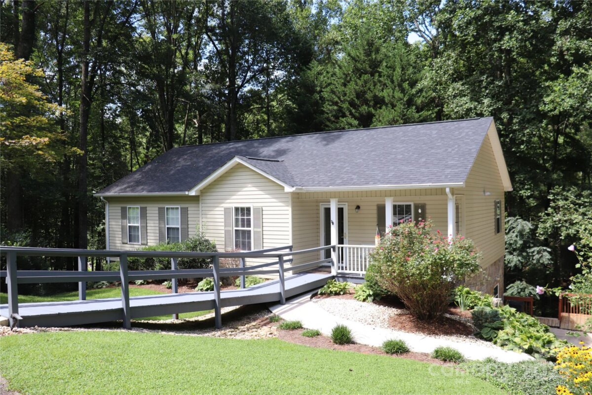 2832 Laurel Lane, Lenoir, NC 28645, MLS # 4289792