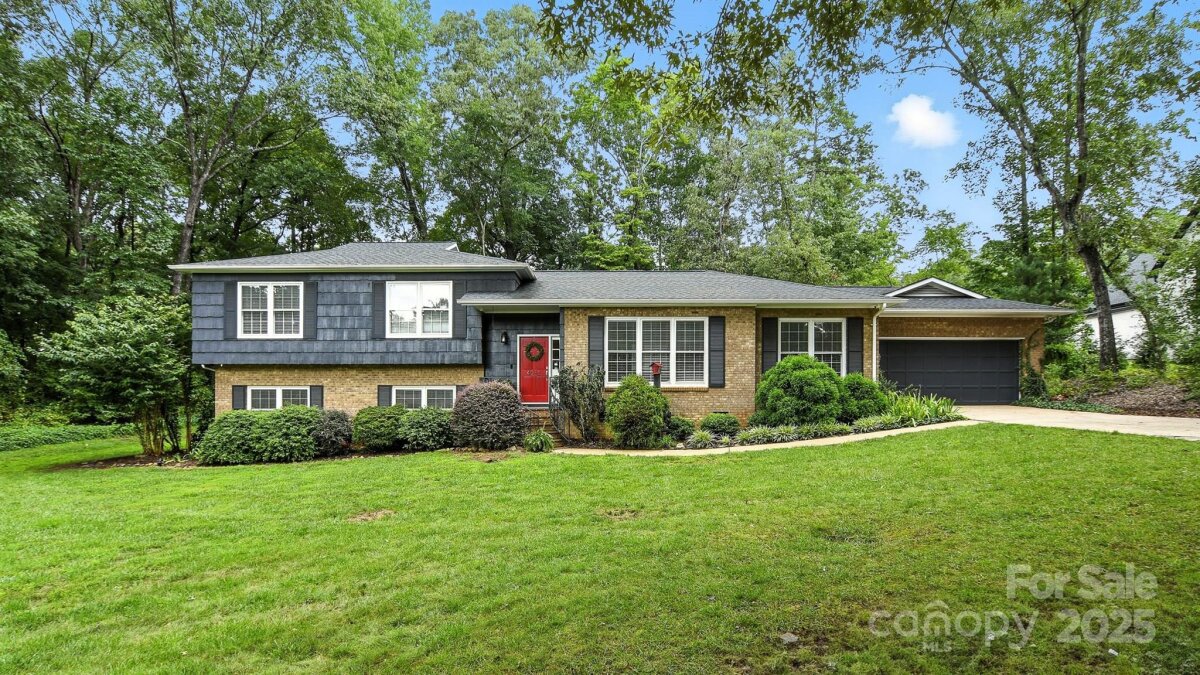 4035 Wandering Lane, Hickory, NC 28601, MLS # 4289807