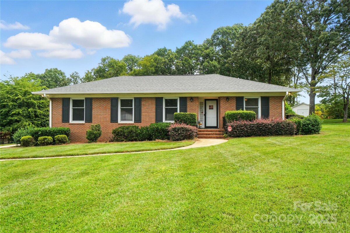 2111 Linalda Court, Charlotte, NC 28214, MLS # 4289878